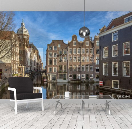 Afbeeldingen van Canal houses from Armbrug Amsterdam
